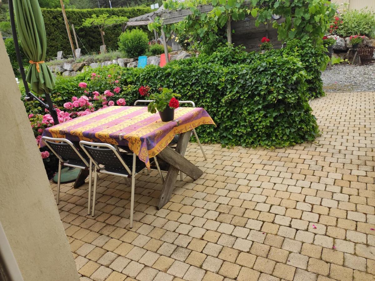 La Tulipe **** Bed & Breakfast Савин Екстериор снимка