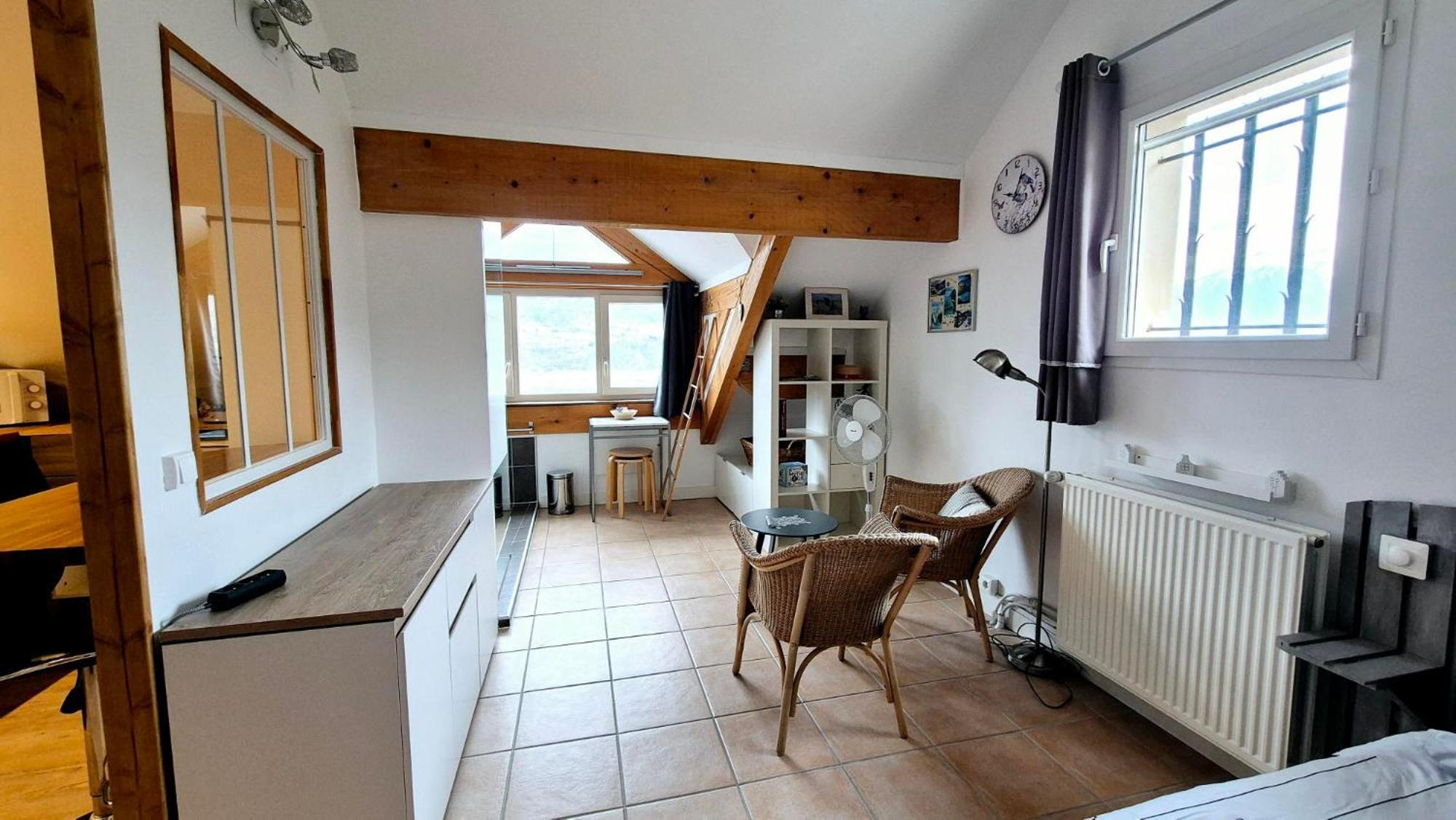 La Tulipe **** Bed & Breakfast Савин Екстериор снимка